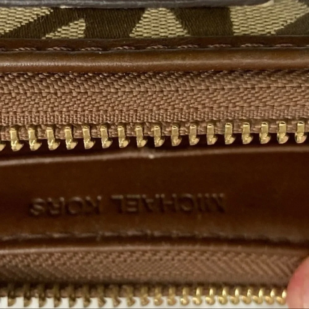 Michael kors signature mk brown and tan clutch zipper wallet